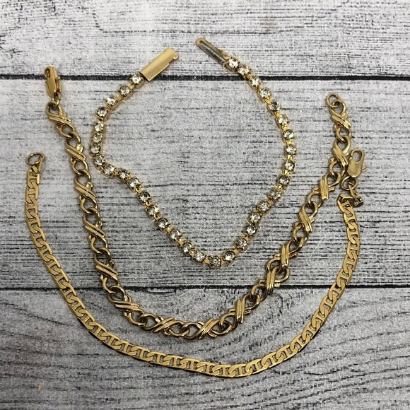 𝅺Vintage gold tone elegant glam costume chain tennis bracelets bundle 3 layer. - Picture 3 of 5